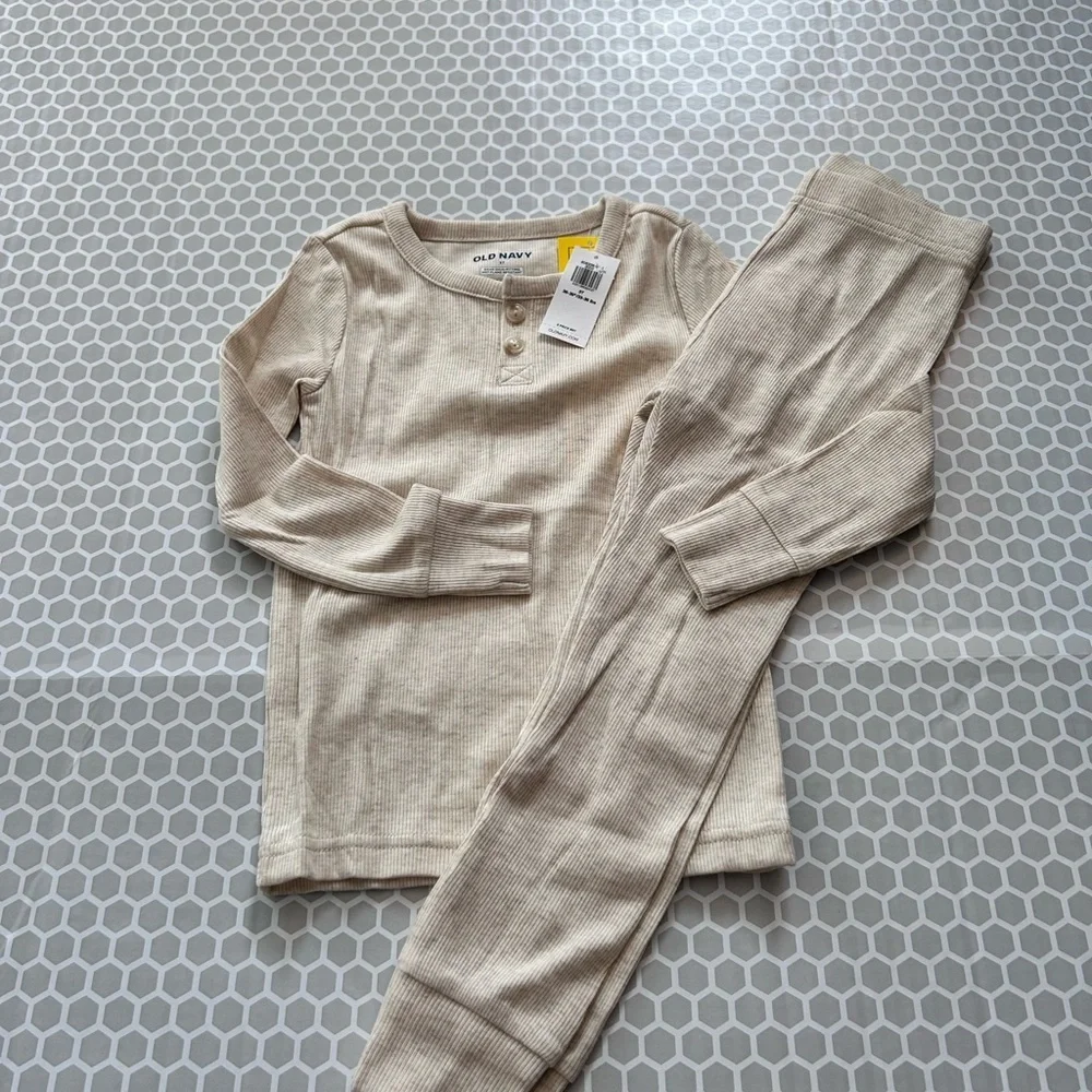 NWT Old Navy Cream Ribbed Henley Top & Matching Pajama Set Size 3T